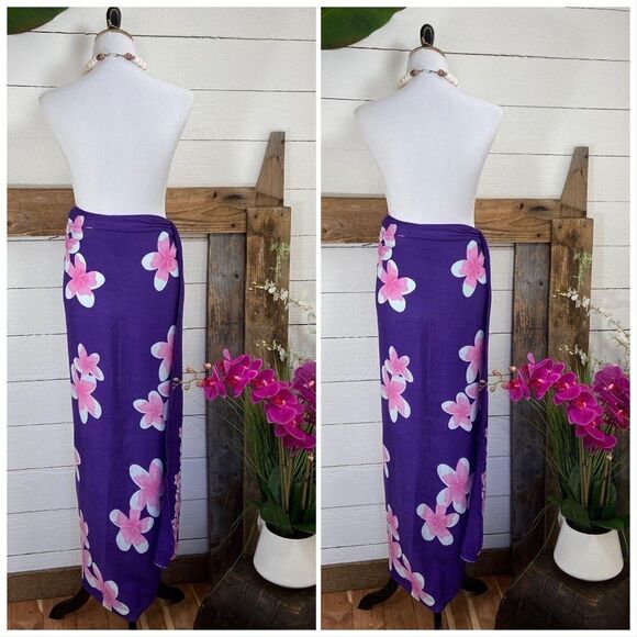Purple/Pink/White Hibiscus SARONG - Picture 1 of 5
